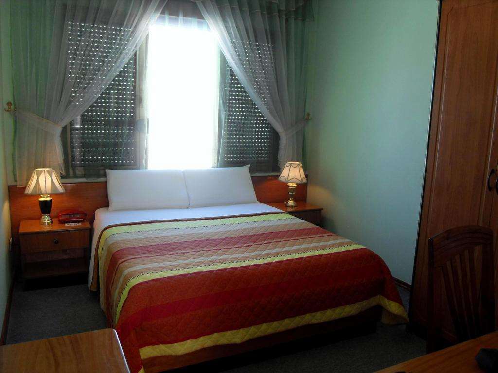 Kruja Hotel Tirana Cameră foto